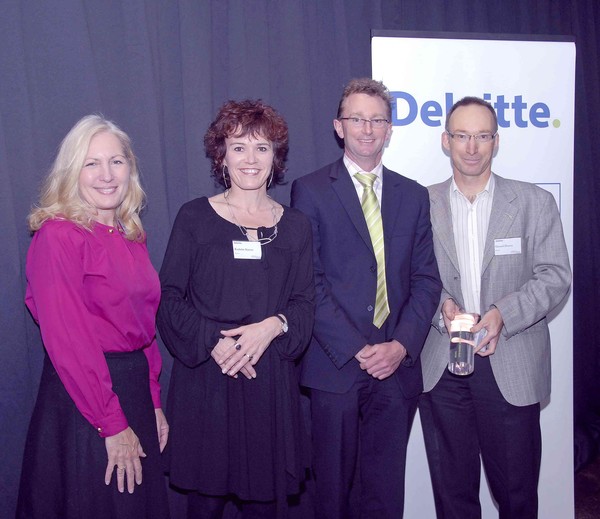  (Left to right) Aleada Branch and Kathrin Simon, Senior Clinical Research Associates, BELTAS Clinical Research, Ross Milne, Chairman, Deloitte, and Gerard Dunne, Managing Director, BELTAS at the Deloitte Fast 50 Awards.